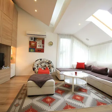 Villa Luxury Riverside *